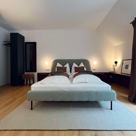 פוכברג אם שניברג Puchberg Studio-Apartment מראה חיצוני תמונה